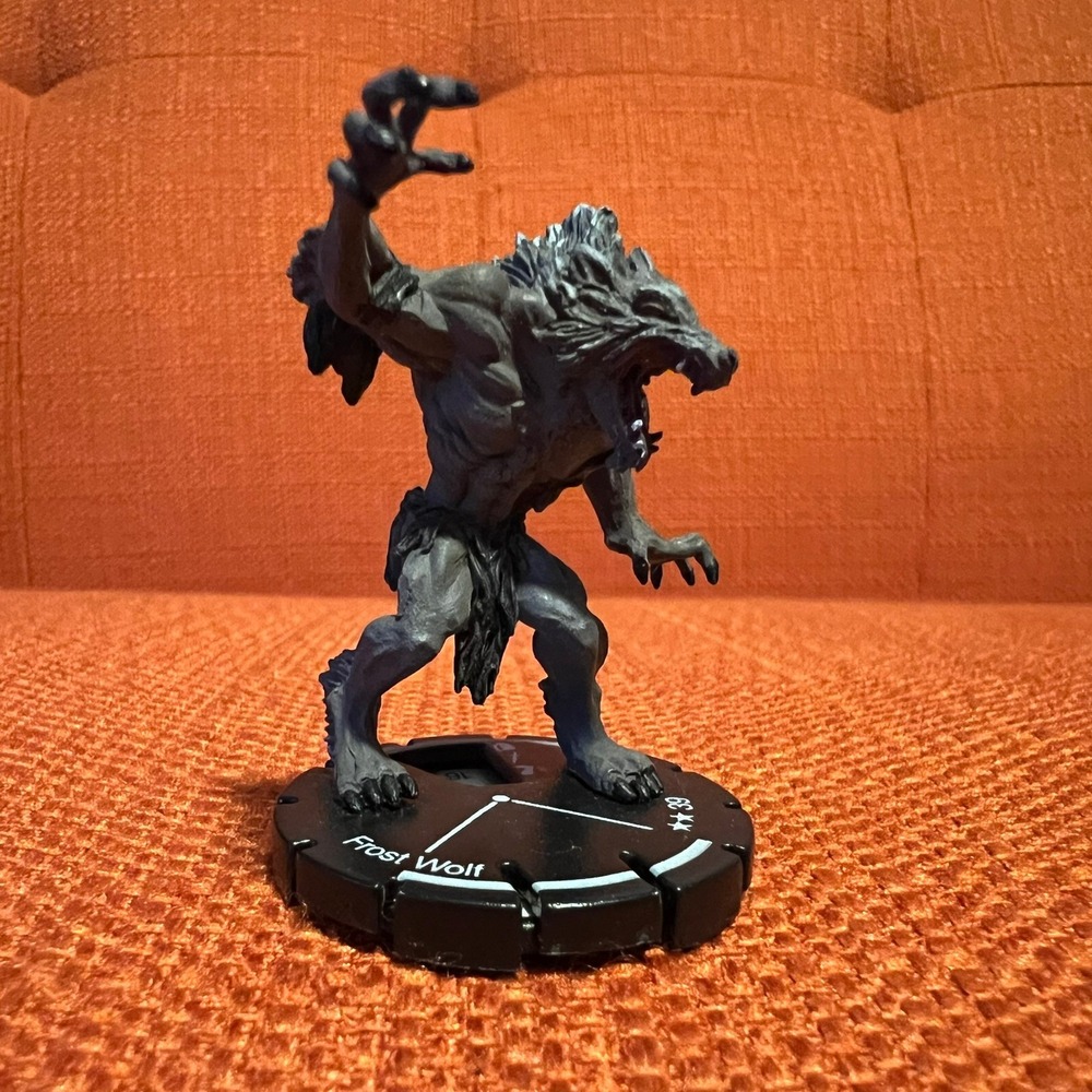 Frost Wolf Mini 2005 Tabletop Fantasy RPG Collectible Diorama Figure Painted‎